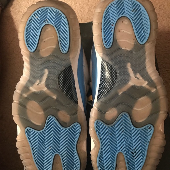 University blue 11s - Picture 2 of 3